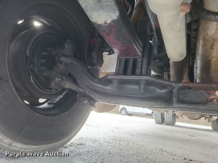 image for item DQ3865 1989 Peterbilt 379 glider kit fertilizer delivery truck