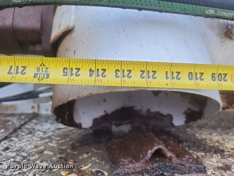 image for item DQ3865 1989 Peterbilt 379 glider kit fertilizer delivery truck