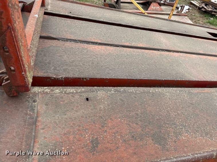 image for item DQ6499 New Holland Stackliner 1012 bale stacker