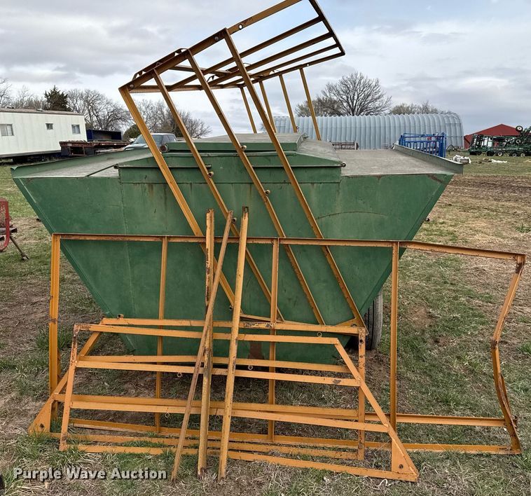 image for item DQ6501 Creep feeder