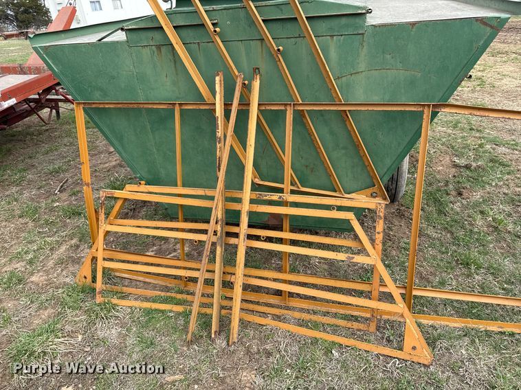 image for item DQ6501 Creep feeder