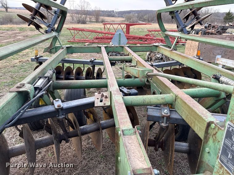 image for item DQ6503 John Deere 235 disk