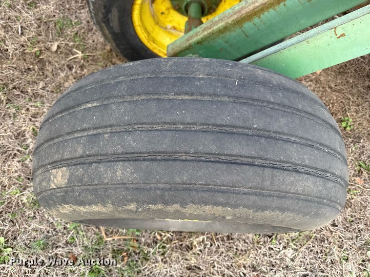 image for item DQ6503 John Deere 235 disk