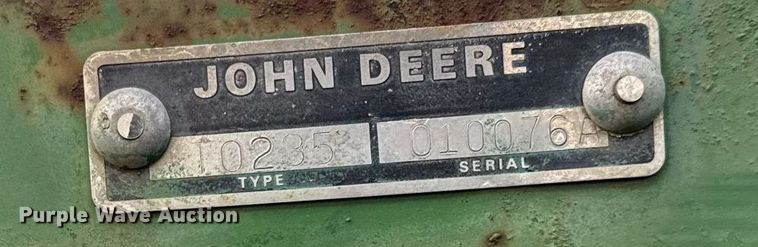 image for item DQ6503 John Deere 235 disk