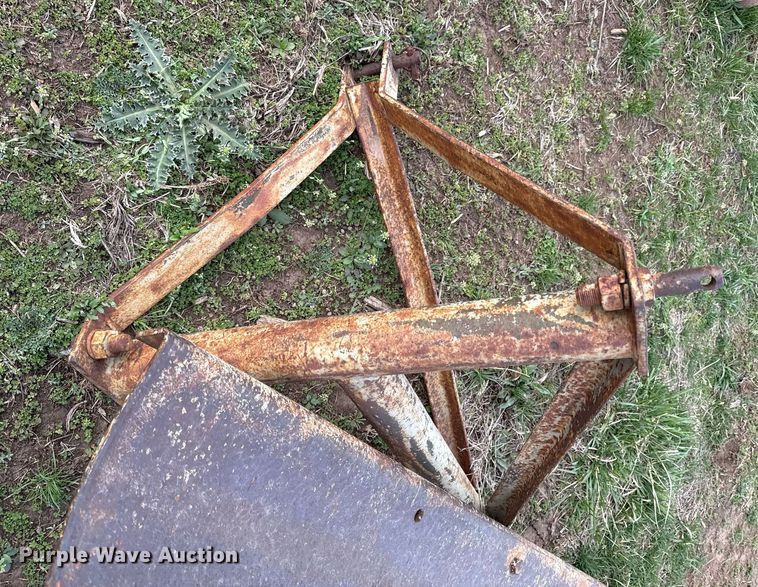 image for item DQ6509 Three point attachments