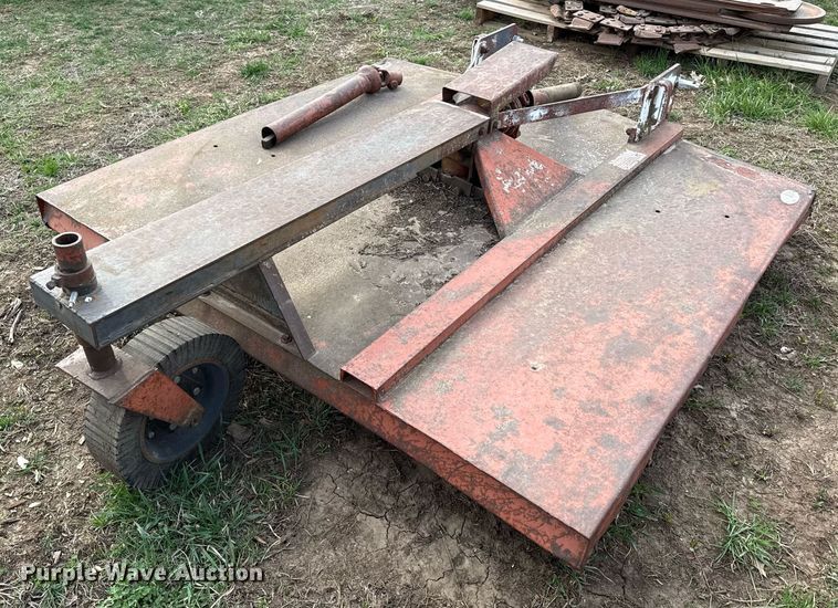 image for item DQ6509 Three point attachments