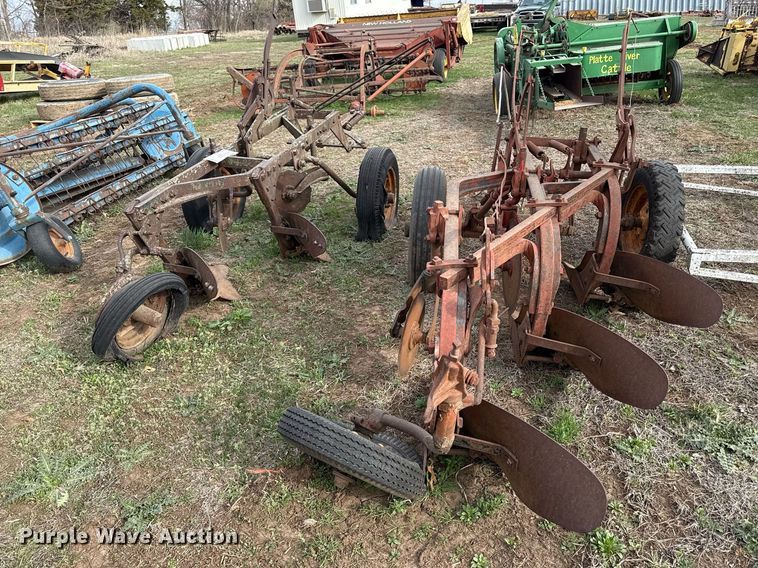 image for item DQ6510 (2) plows