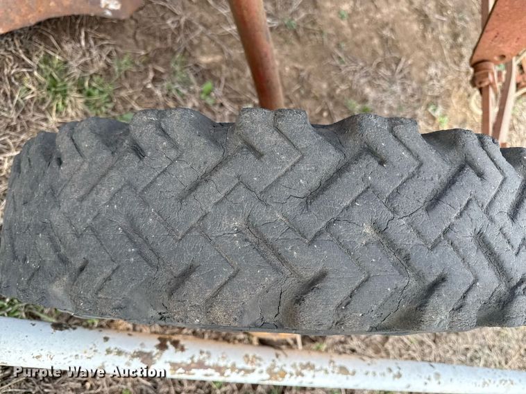 image for item DQ6510 (2) plows