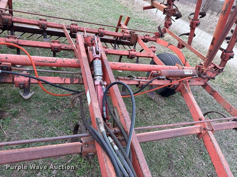 image for item DQ6514 Field cultivator