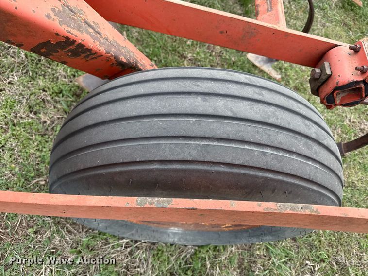 image for item DQ6514 Field cultivator