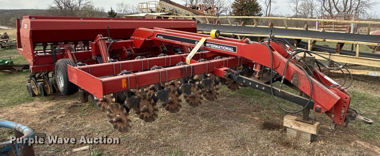 image for item DQ6516 Case IH 5400 no-till grain drill