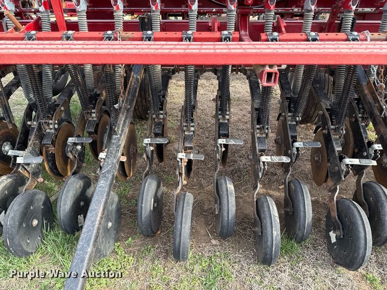 image for item DQ6516 Case IH 5400 no-till grain drill