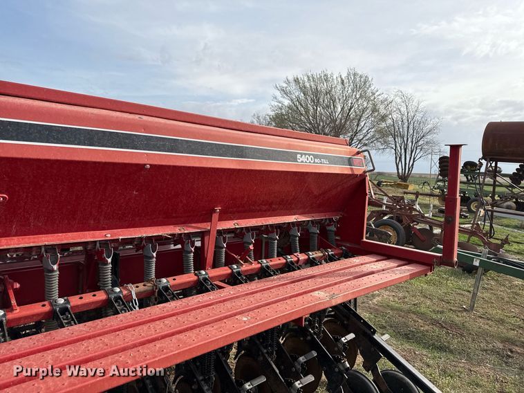 image for item DQ6516 Case IH 5400 no-till grain drill