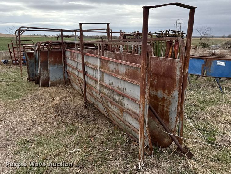 image for item DQ6519 Livestock equipment