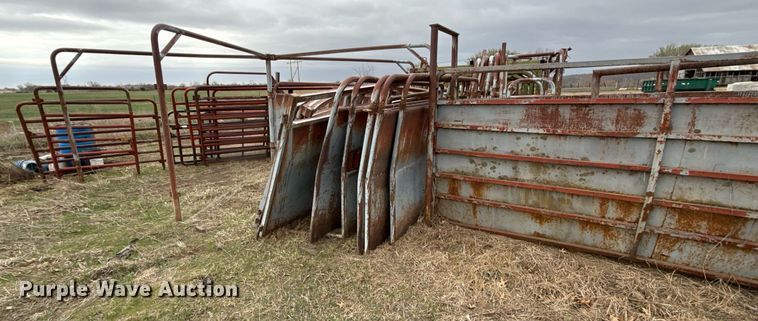 image for item DQ6519 Livestock equipment