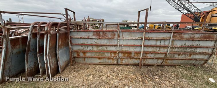 image for item DQ6519 Livestock equipment