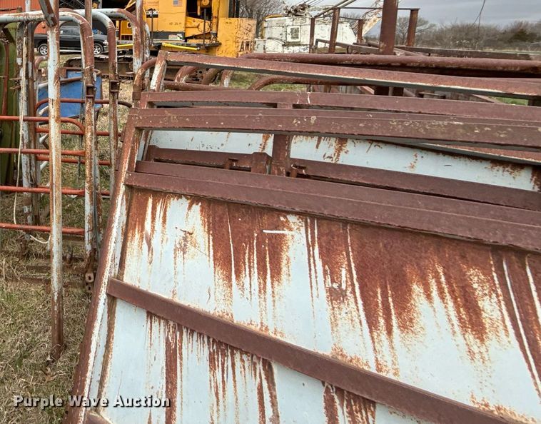 image for item DQ6519 Livestock equipment