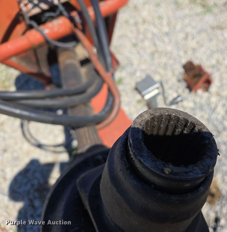 image for item DS5328 New Holland 1431 Discbine disc mower