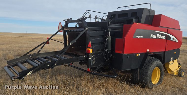 image for item DT7059 2005 New Holland BB960AR large square baler