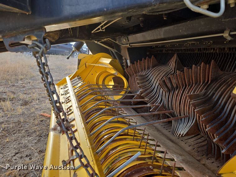 image for item DT7059 2005 New Holland BB960AR large square baler