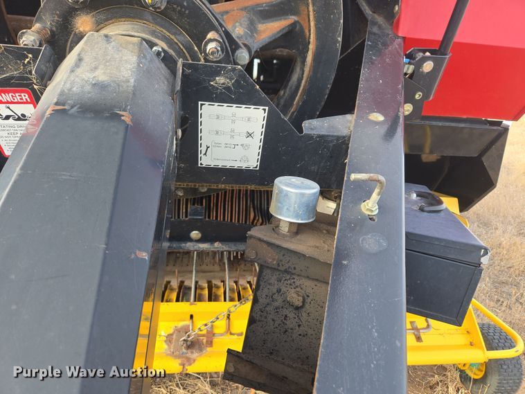 image for item DT7059 2005 New Holland BB960AR large square baler