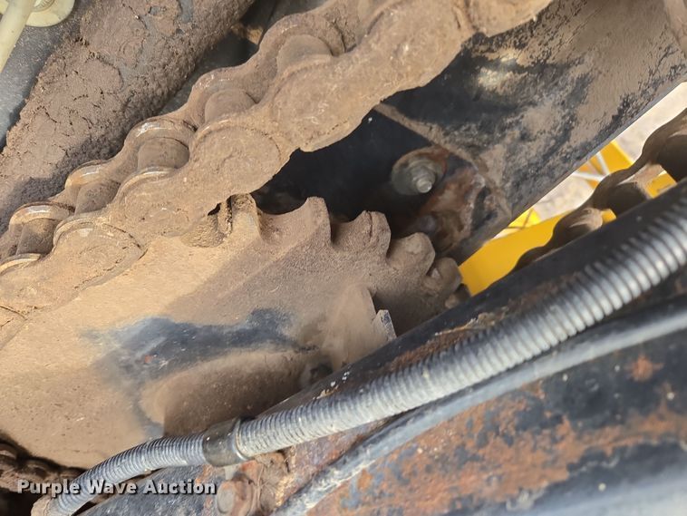 image for item DT7059 2005 New Holland BB960AR large square baler