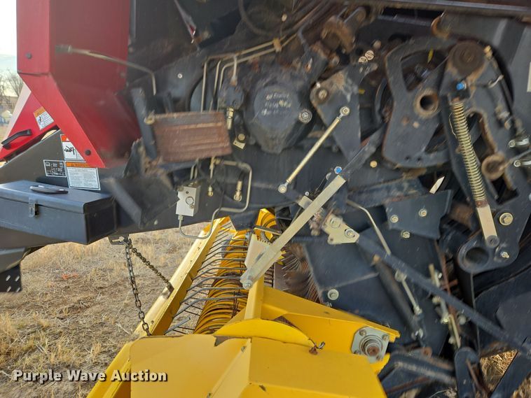 image for item DT7059 2005 New Holland BB960AR large square baler