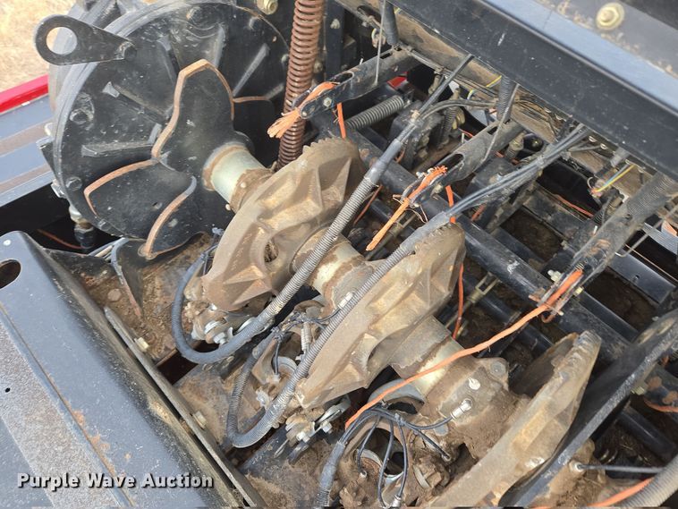 image for item DT7059 2005 New Holland BB960AR large square baler