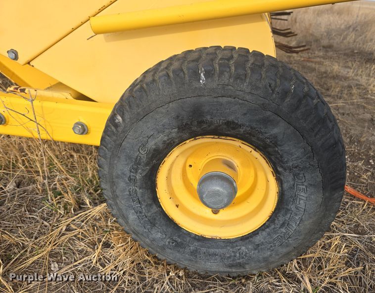 image for item DT7059 2005 New Holland BB960AR large square baler