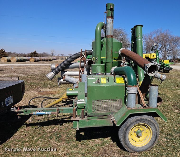 image for item DT7643 Conveyair grain vacuum