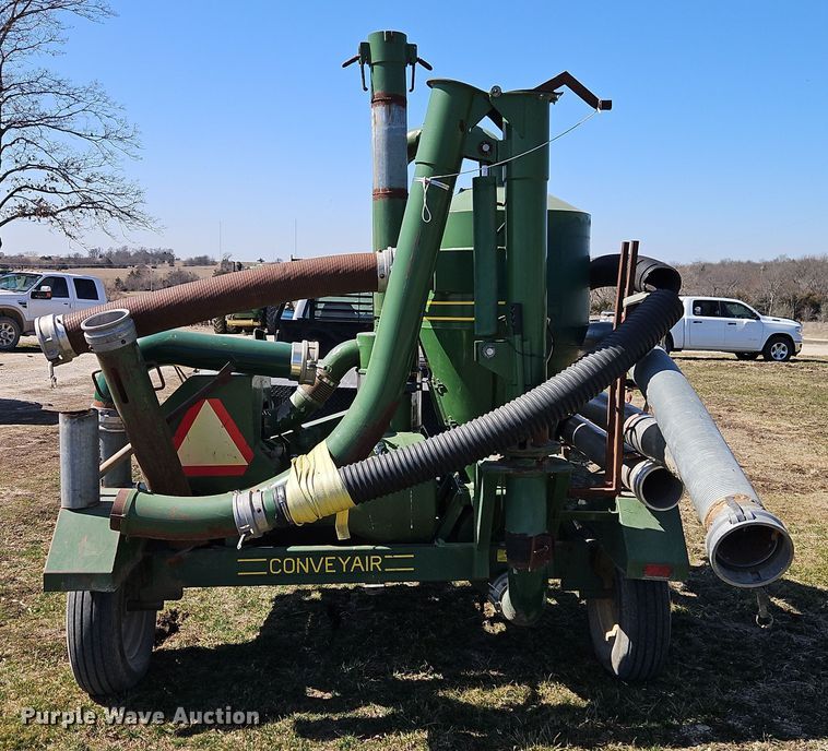 image for item DT7643 Conveyair grain vacuum