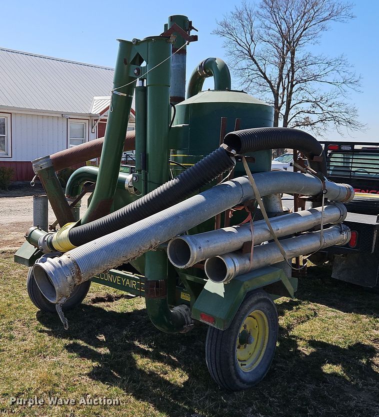 image for item DT7643 Conveyair grain vacuum