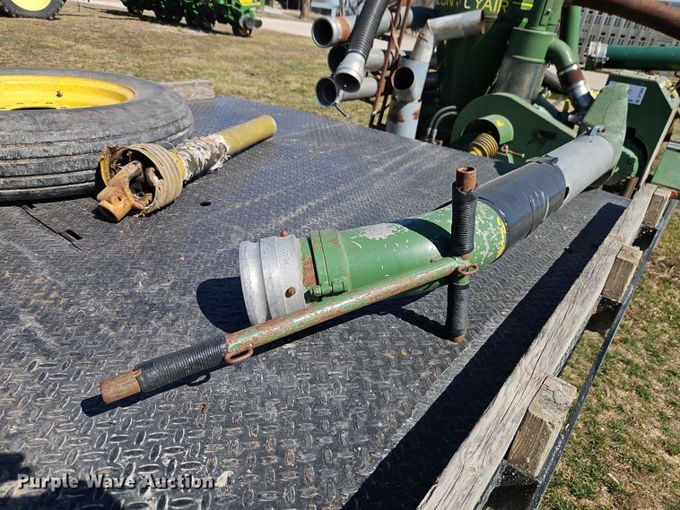 image for item DT7643 Conveyair grain vacuum