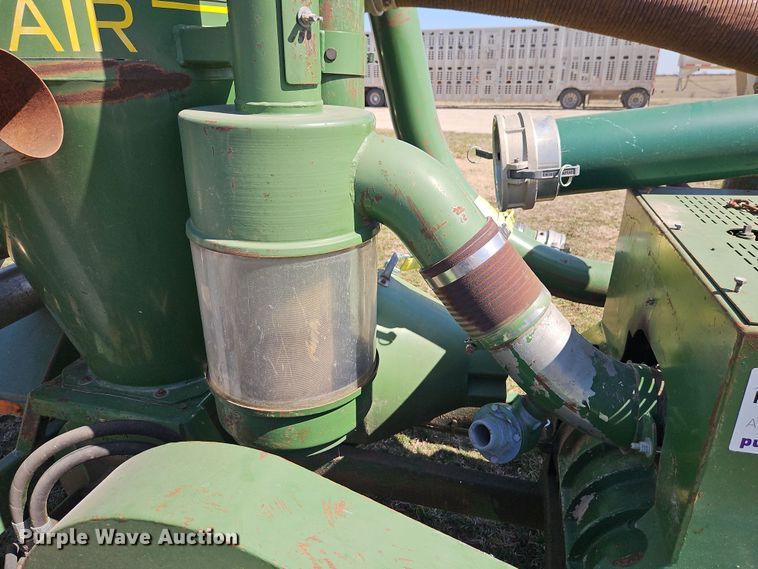 image for item DT7643 Conveyair grain vacuum