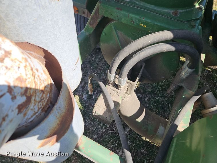 image for item DT7643 Conveyair grain vacuum