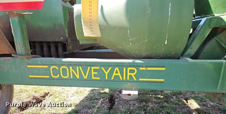 image for item DT7643 Conveyair grain vacuum