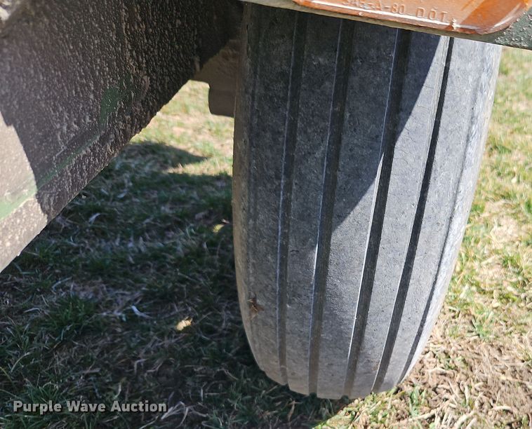 image for item DT7643 Conveyair grain vacuum