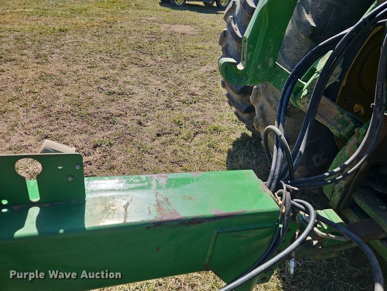 image for item DT7644 2006 John Deere 1760 planter
