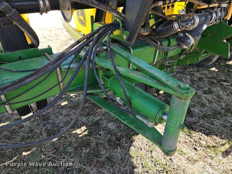 image for item DT7644 2006 John Deere 1760 planter