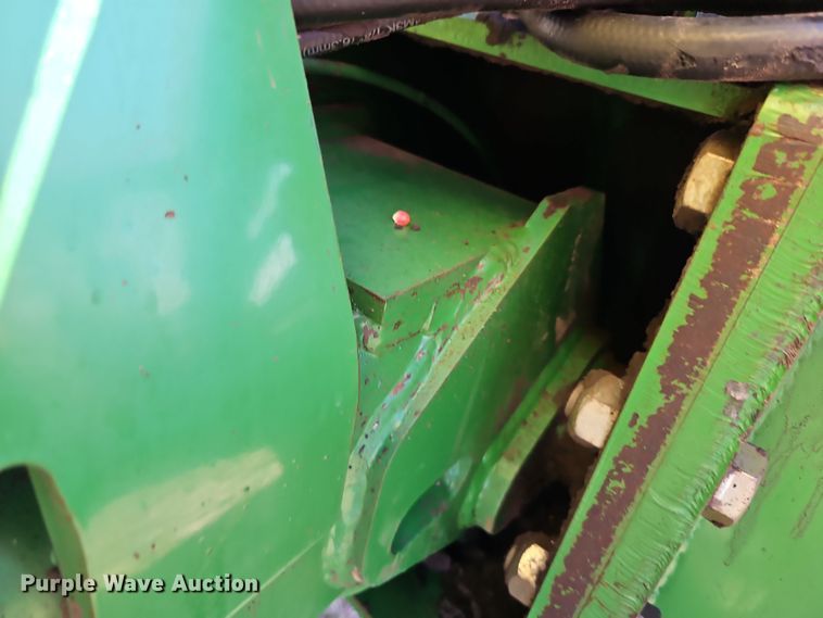 image for item DT7644 2006 John Deere 1760 planter