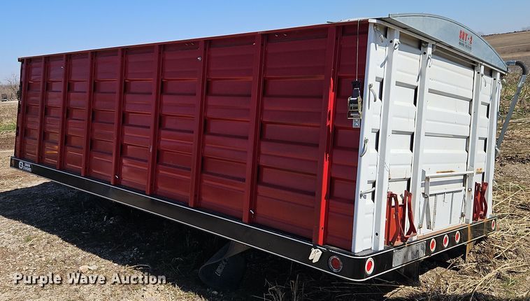 image for item DT7645 Omaha Standard 630 DH grain bed