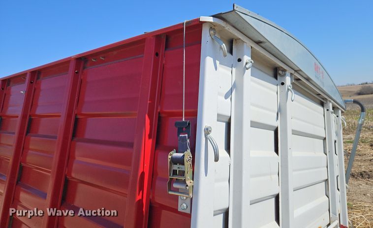 image for item DT7645 Omaha Standard 630 DH grain bed