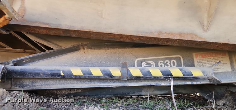 image for item DT7645 Omaha Standard 630 DH grain bed
