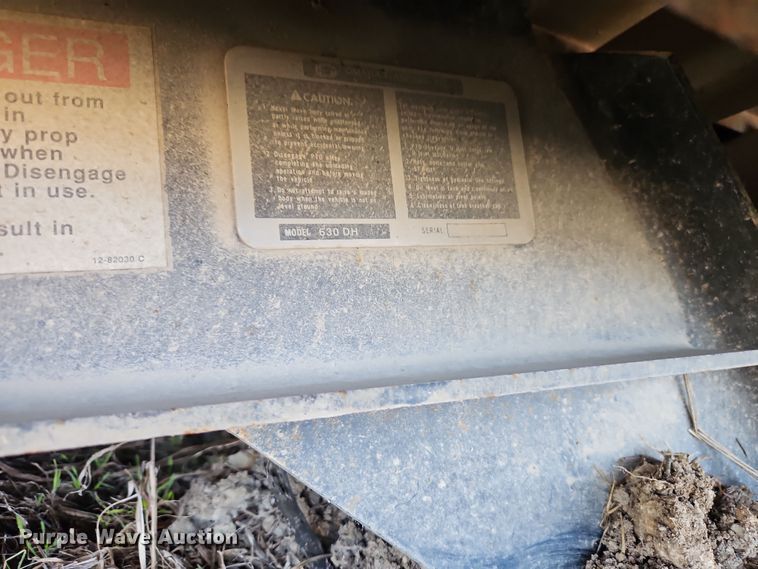 image for item DT7645 Omaha Standard 630 DH grain bed