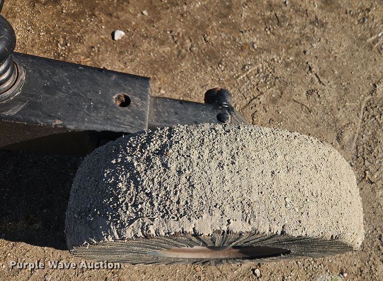 image for item DT7656 Bush Hog 2615L1 batwing rotary mower