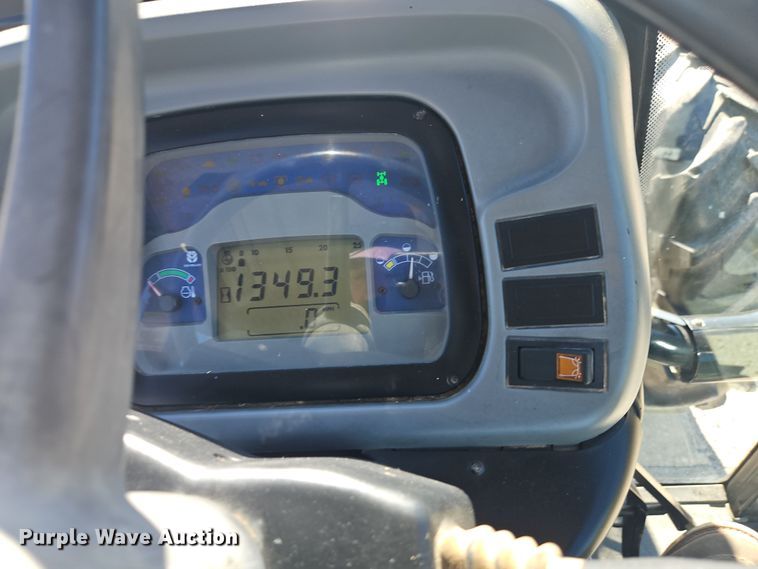 image for item DT7657 2006 New Holland TN95DA MFWD tractor