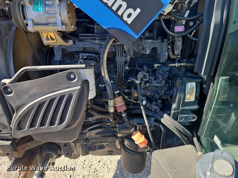 image for item DT7657 2006 New Holland TN95DA MFWD tractor