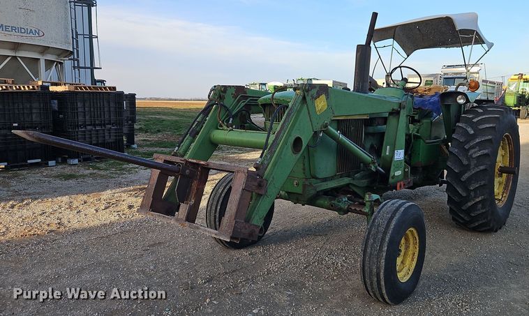 image for item DT7658 1972 John Deere 4020 tractor