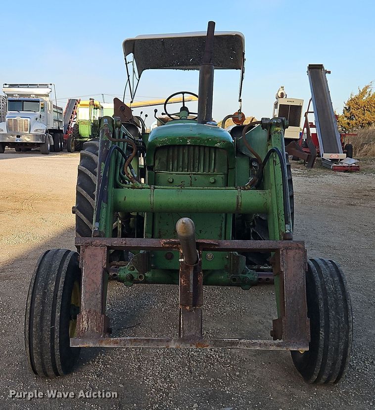 image for item DT7658 1972 John Deere 4020 tractor