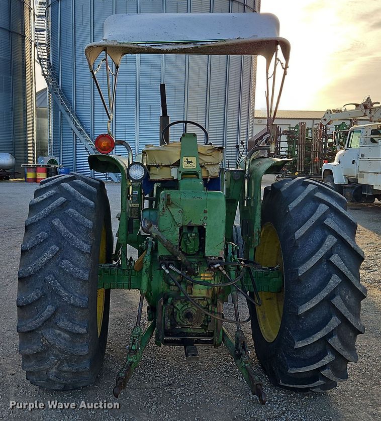 image for item DT7658 1972 John Deere 4020 tractor